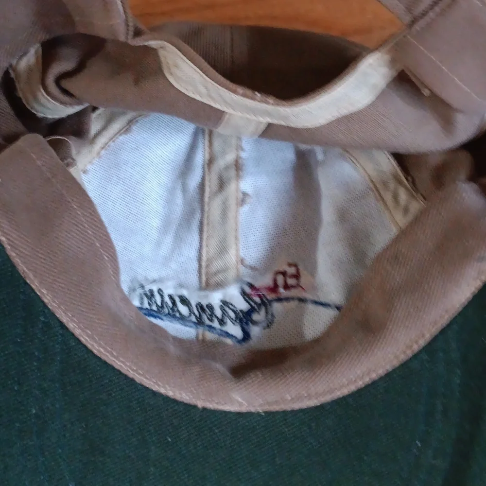 HAT - Picture 3 of 4